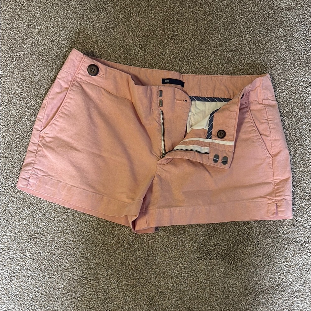 GAP Light Salmon Shorts Casual Lightweight